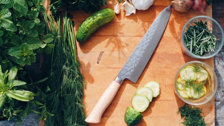How to Safely Dispose of Old Kitchen Knives