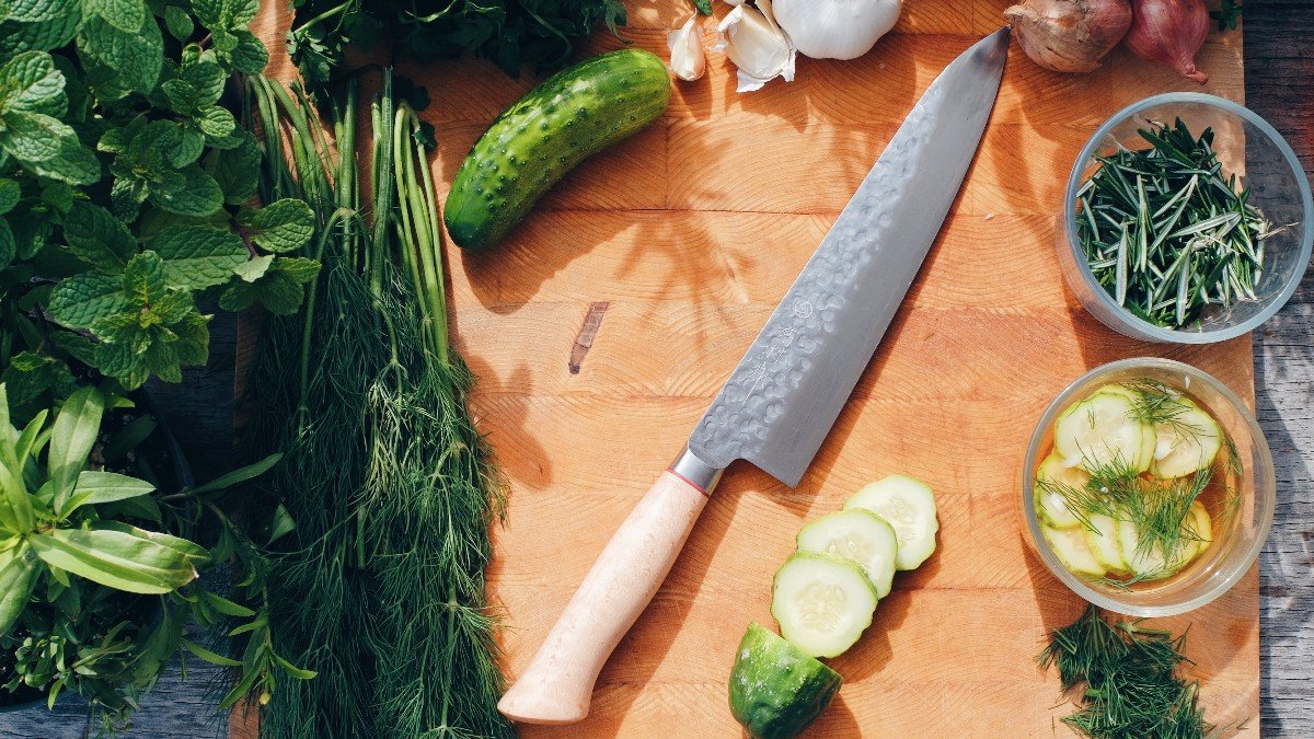 How To Safely Dispose Of Old Kitchen Knives SustainabilityNook   Kitchen Knife 