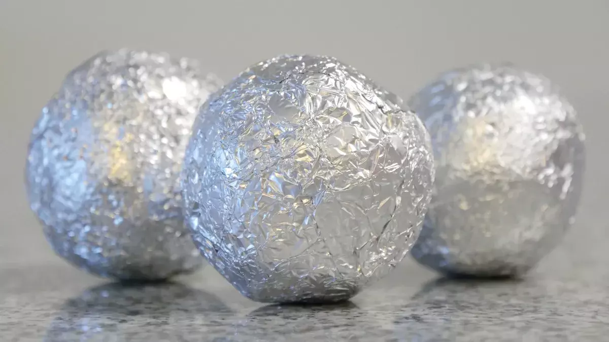 aluminum foil balls
